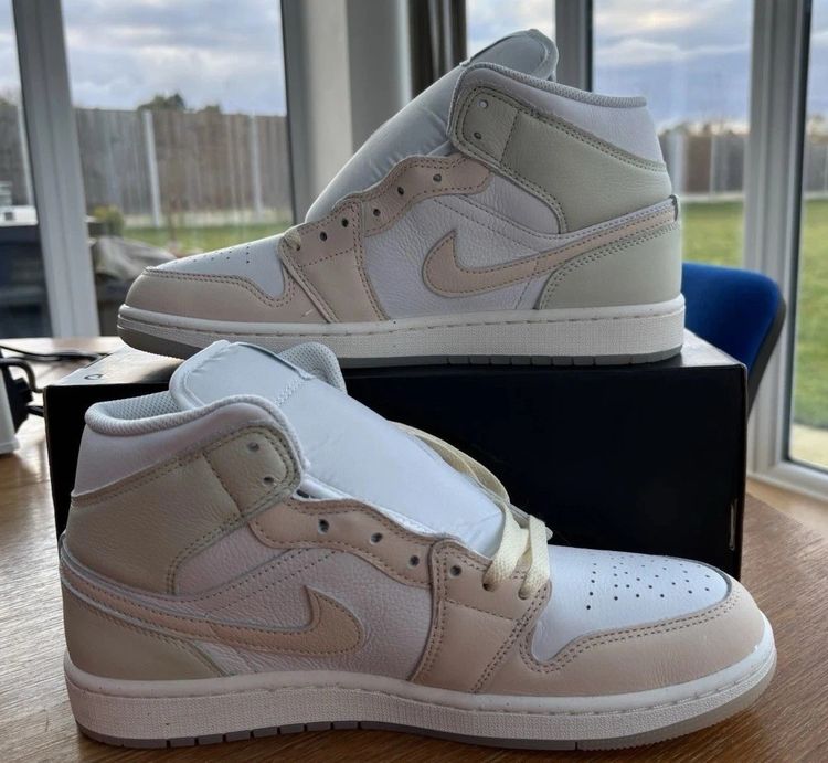 Nike Air Jordan 1 Mid SE “Guava Ice” 